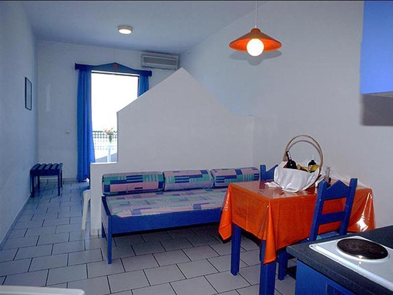 Flisvos Beach (Adults Only) Apartment Rethymno  Ngoại thất bức ảnh